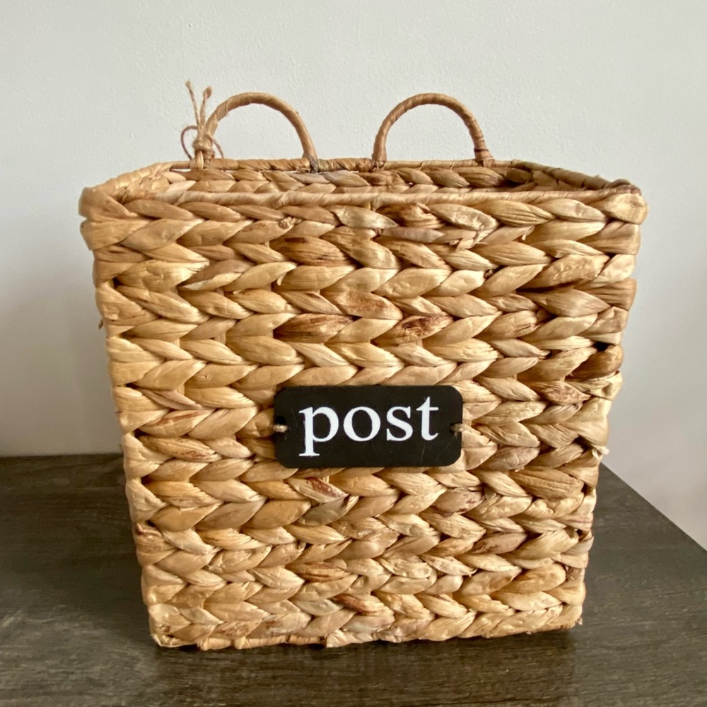 CGI Homes | Wicker Post bin